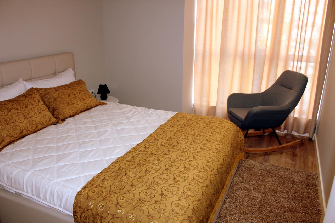 Fleur Apartment Tirana Extérieur photo