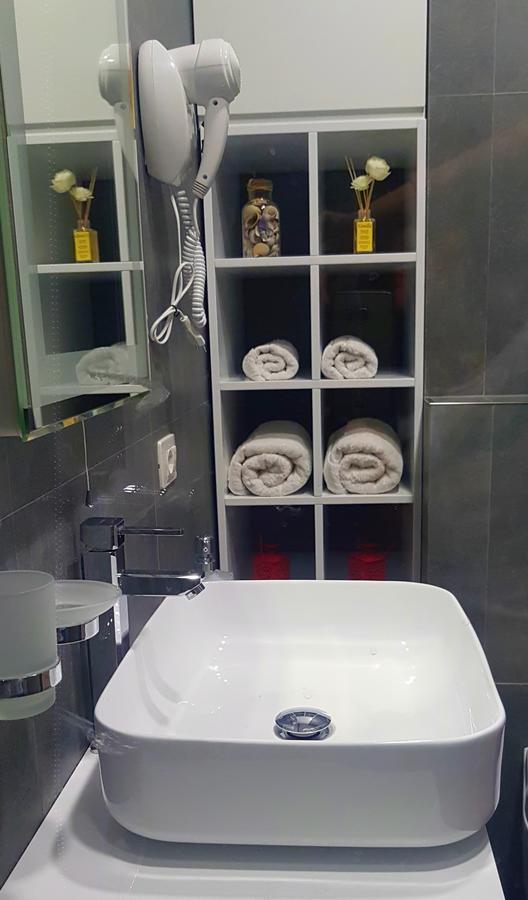 Fleur Apartment Tirana Extérieur photo