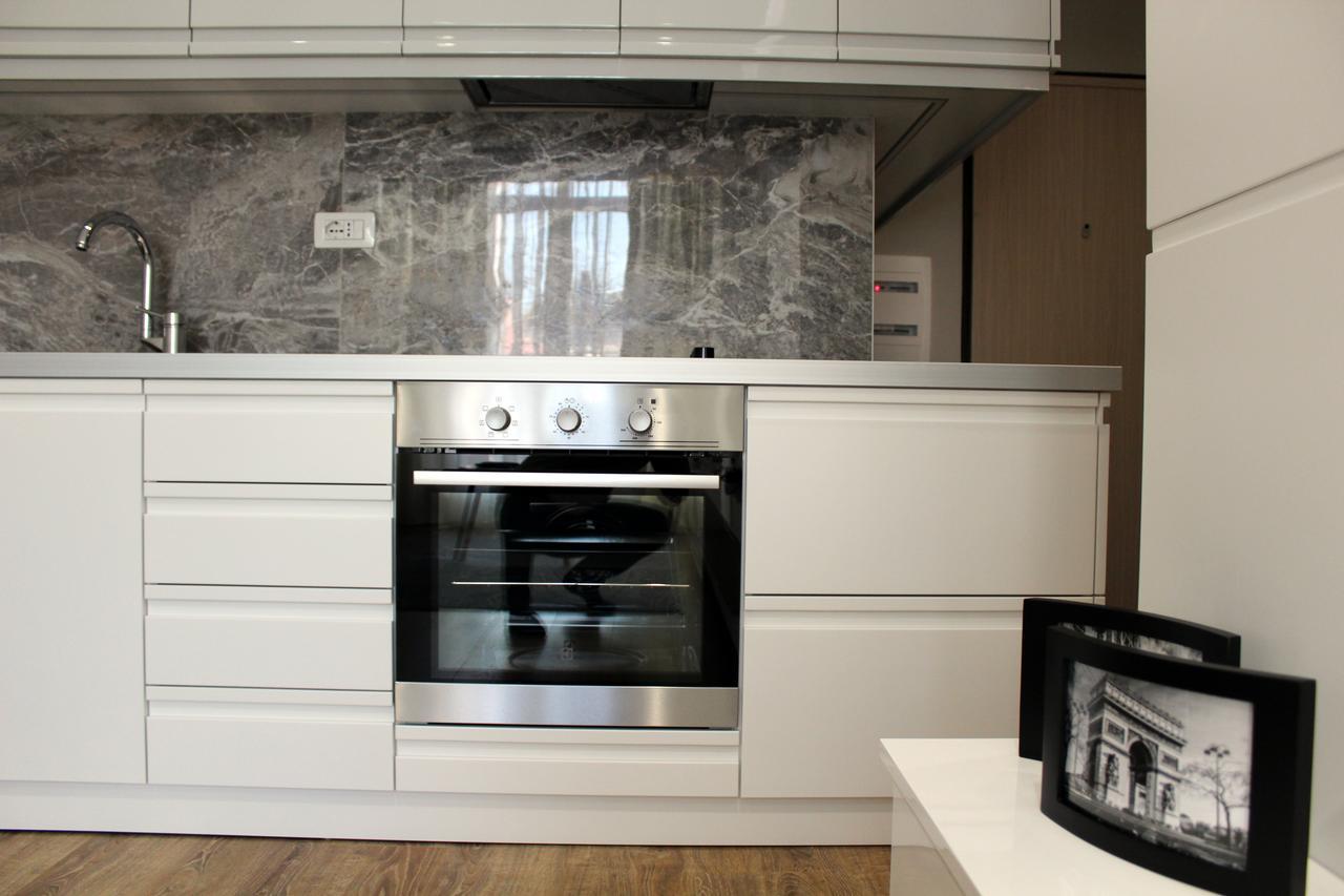 Fleur Apartment Tirana Extérieur photo